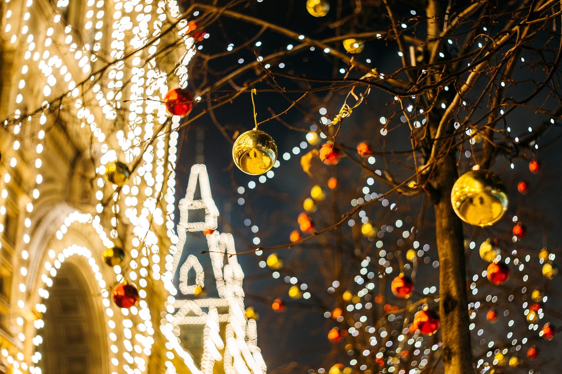 Northeast Ohio Christmas Lights Displays {2022}