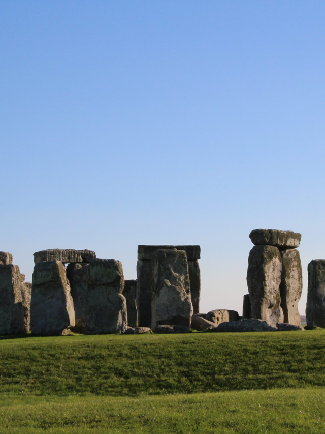 Visiting Stonehenge Story