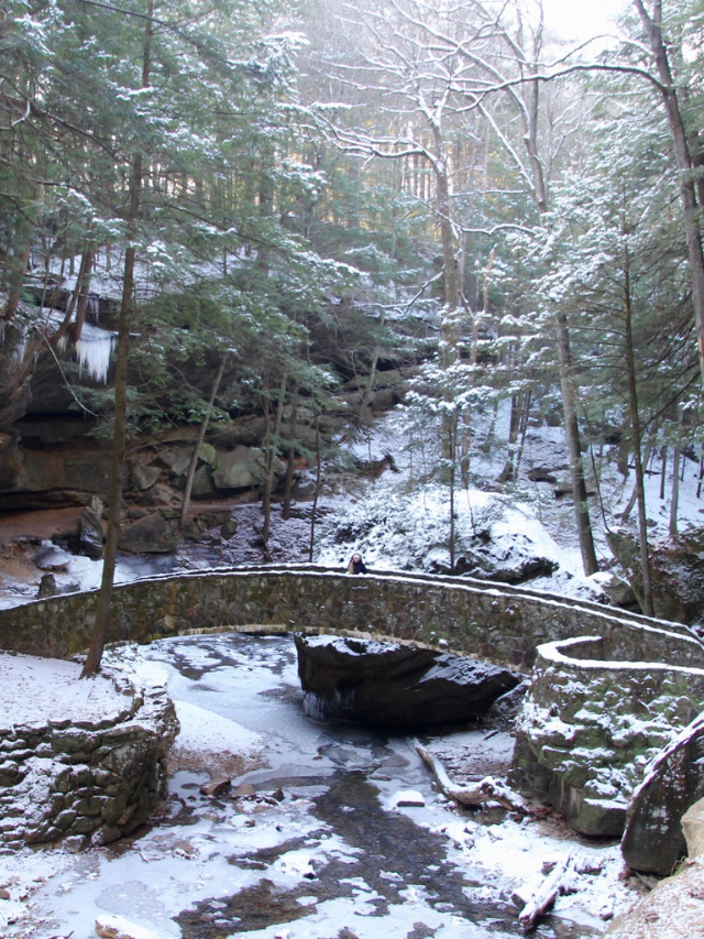 HOCKING HILLS WINTER EXPERIENCE STORY