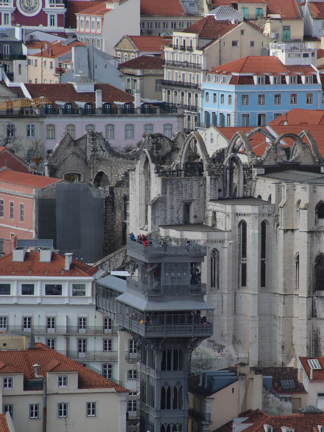 REASONS TO VISIT PORTUGAL STORY