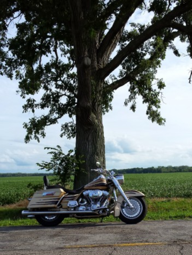AMAZING INDIAN LAKE MOTORCYCLE RIDE STORY