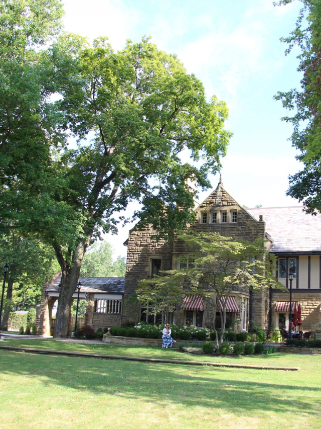 EXPERIENCING A MEMORABLE STAY AT THE GRANVILLE INN STORY